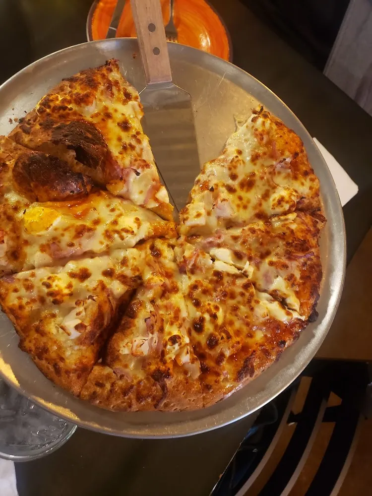 Crab Rangoon Pizza
